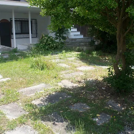 Possidi Aigaiopelagitika Ground Floor Beachside Apartment Kalandra